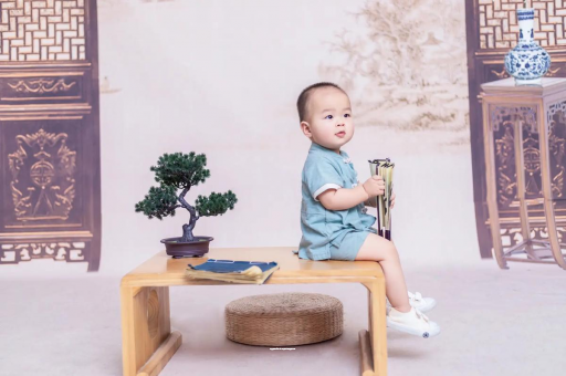 保山宝宝头睡扁了